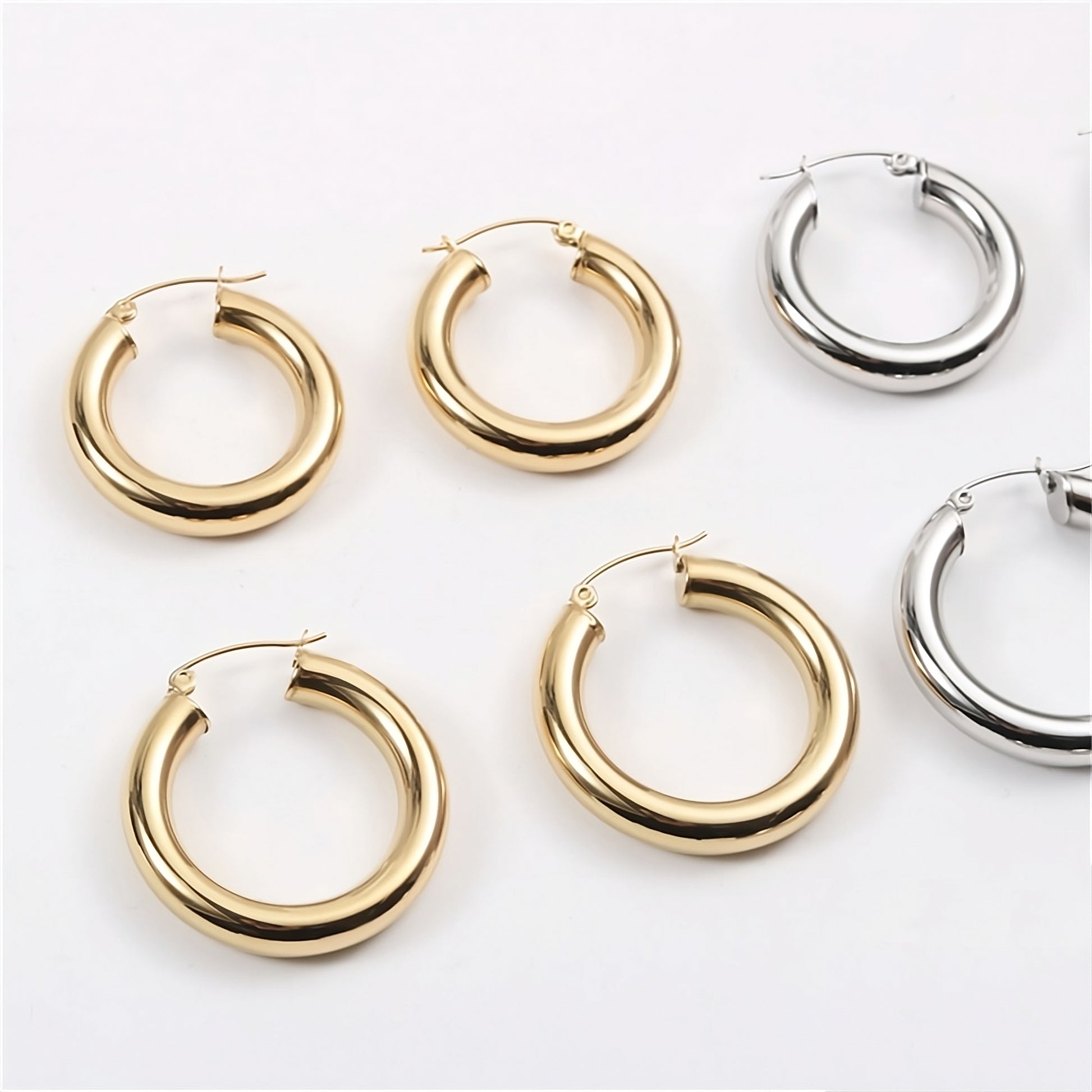 Klassische Hoops Ohrringe 24 mm - Self Love Club