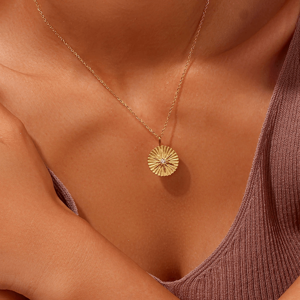 Strahlen Stern Anhänger mit Ankerkette - Self Love Club