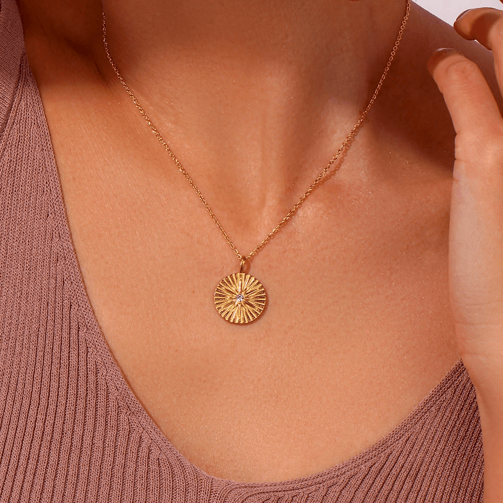 Strahlen Stern Anhänger mit Ankerkette - Self Love Club